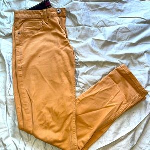 Men’s khakis